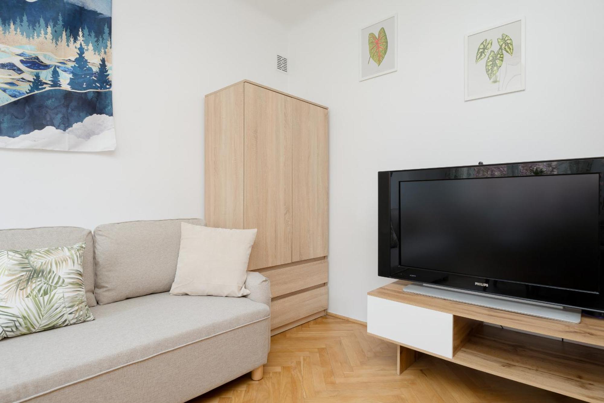Spacious Apartment For 6 People Near The Old Town By Noclegi Renters Warschau Exterior foto